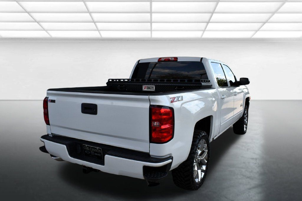 Used 2018 Chevrolet Silverado 1500 LT w/ Texas Edition AWD/4WD image 6