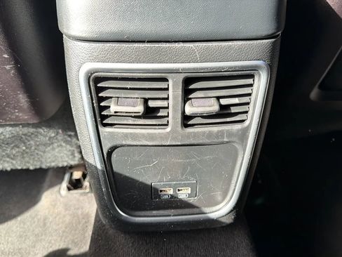 Used 2019 Dodge Charger SXT RWD image 27
