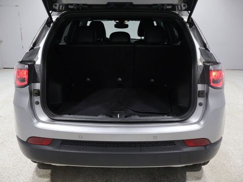 Used 2023 Jeep Compass Limited AWD/4WD image 18