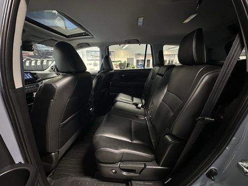 Used 2022 Honda Pilot Special Edition image 19