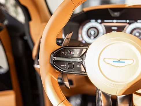 New 2026 Aston Martin DBX 707 image 26