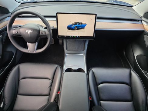 Used 2022 Tesla Model 3 Long Range AWD/4WD image 13