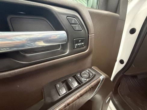 Used 2021 GMC Sierra 1500 Denali w/ Denali Ultimate Package AWD/4WD image 27