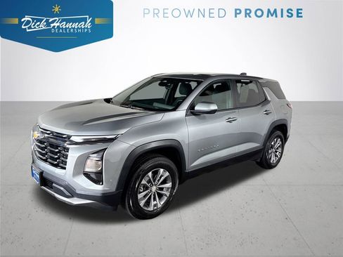 Used 2025 Chevrolet Equinox LT FWD image 1