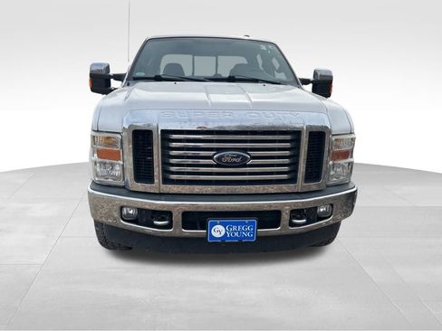 Used 2010 Ford F350 Lariat image 9