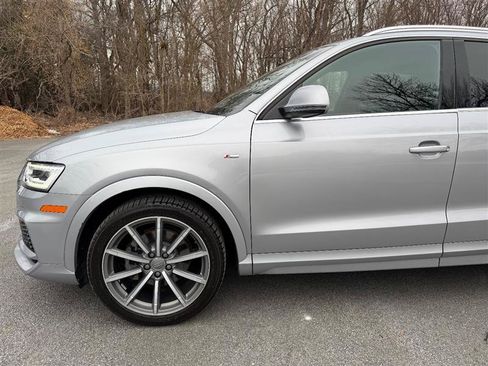 Used 2018 Audi Q3 2.0T Premium Plus w/ Premium Plus Package AWD/4WD image 14