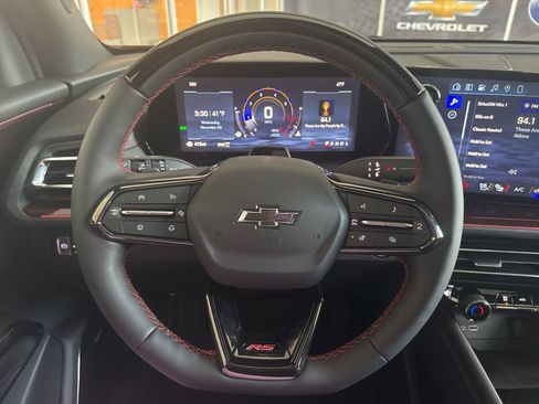 New 2026 Chevrolet Traverse RS w/ LPO, Floor Liner Package image 25