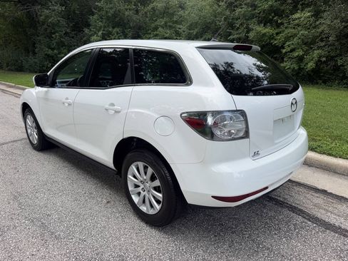 Used 2010 MAZDA CX-7 i Sport w/ Convenience Pkg FWD image 3