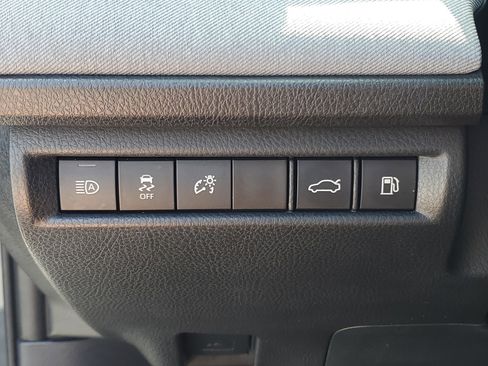 Used 2025 Toyota Camry LE image 26