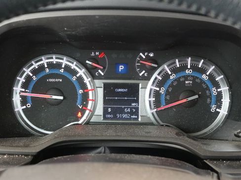 Used 2019 Toyota 4Runner SR5 AWD/4WD image 16