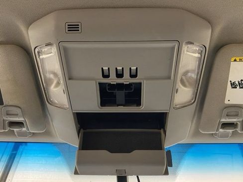 Used 2017 Toyota Tundra Limited AWD/4WD image 3
