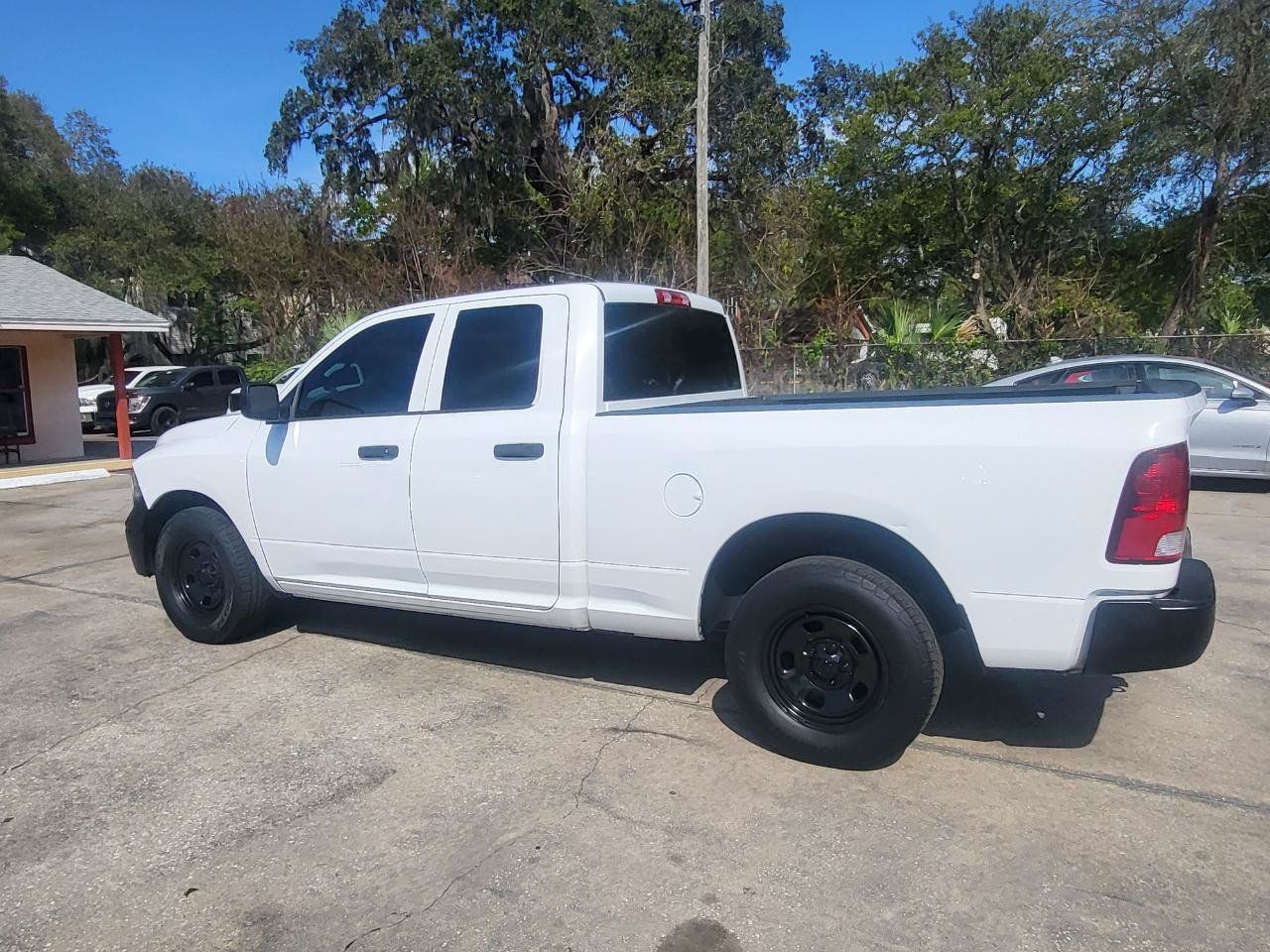 Used 2017 RAM 1500 Tradesman RWD image 26