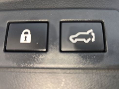 Used 2024 Subaru Outback Touring XT AWD/4WD image 30