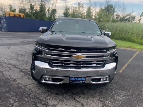 Used 2019 Chevrolet Silverado 1500 LTZ w/ LTZ Plus Package AWD/4WD image 3