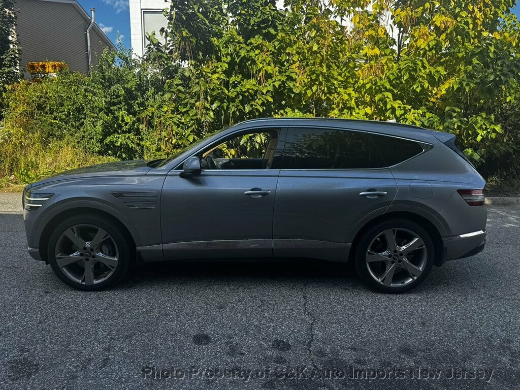 Used 2022 Genesis GV80 3.5T w/ Prestige Package 07 AWD/4WD image 2