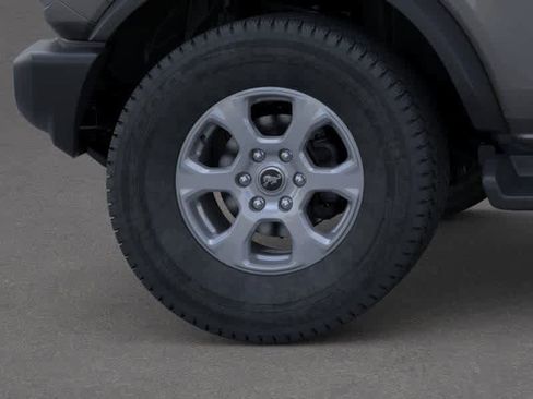 New 2025 Ford Bronco Big Bend image 3