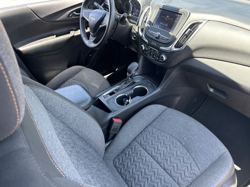 Certified 2024 Chevrolet Equinox LT FWD image 13