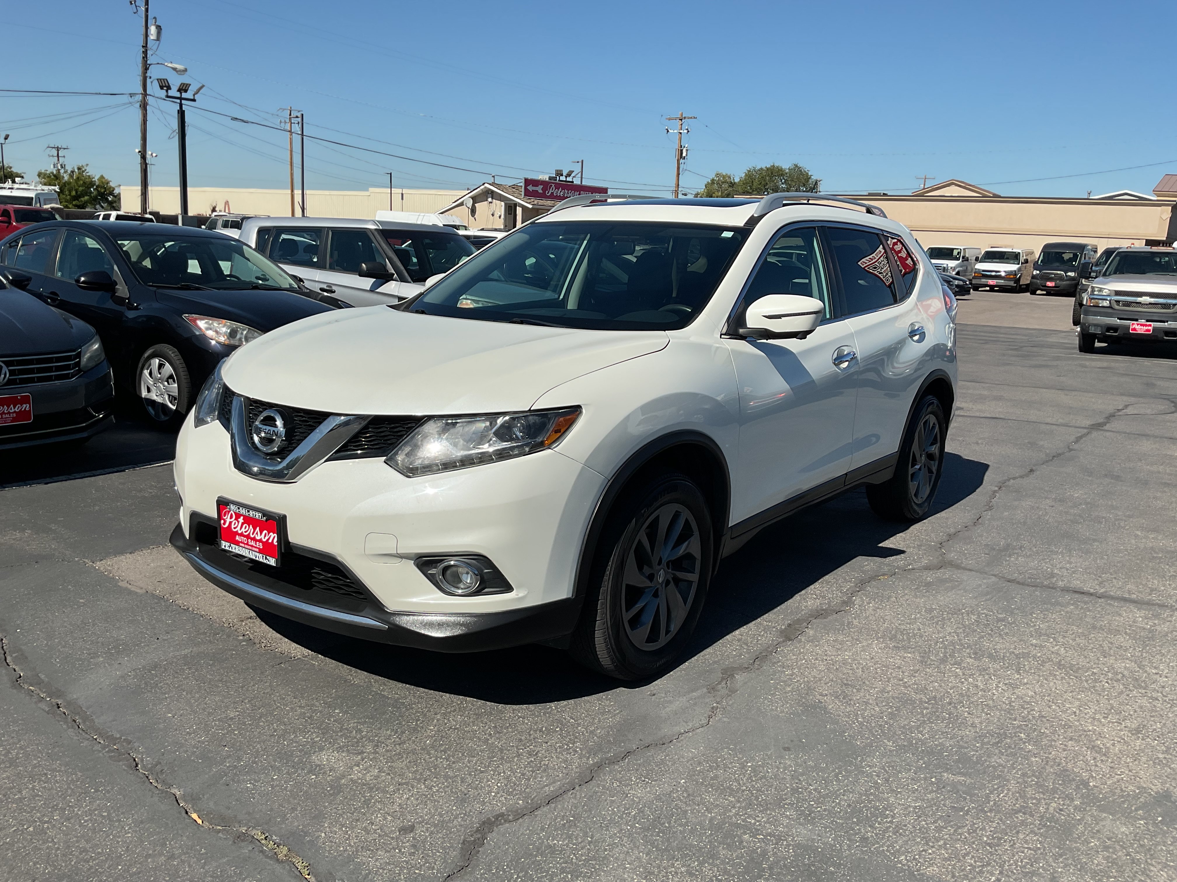 Used 2016 Nissan Rogue SL w/ SL Premium Package AWD/4WD image 2