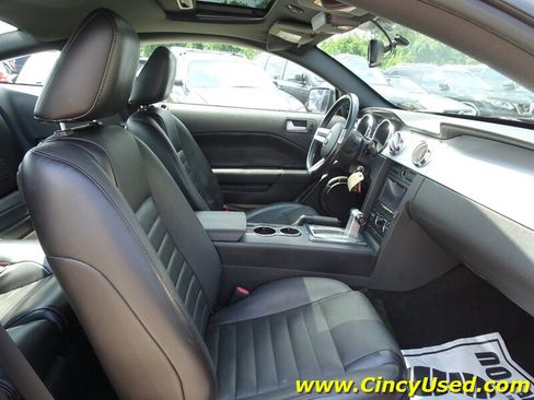 Used 2006 Ford Mustang GT RWD image 15