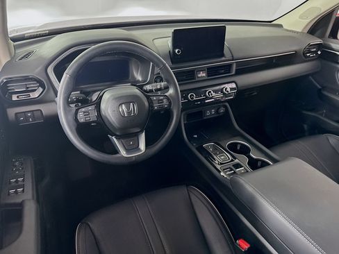 Certified 2025 Honda Pilot Elite image 19