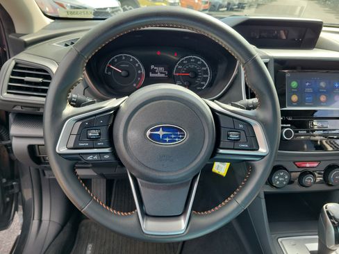 Used 2019 Subaru Crosstrek 2.0i Premium w/ Moonroof Package AWD/4WD image 23