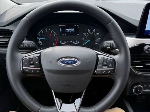 Used 2022 Ford Escape SE w/ Convenience Package image 13