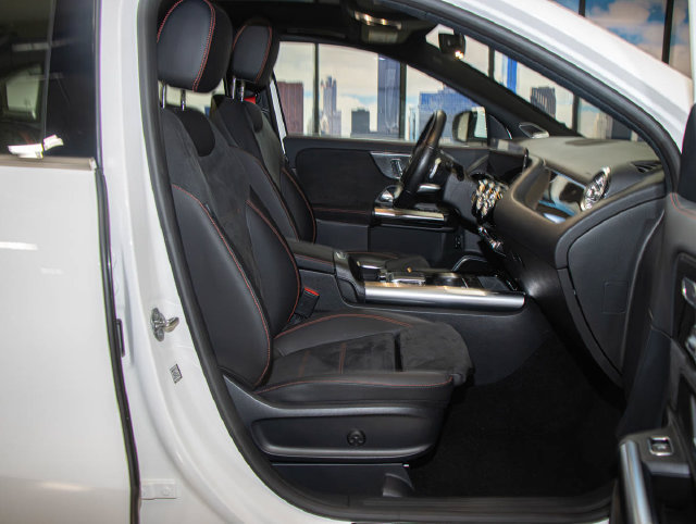 Used 2021 Mercedes-Benz GLA 45 AMG 4MATIC image 21
