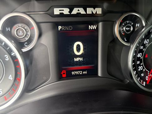 Used 2022 RAM 3500 Tradesman w/ Chrome Appearance Group AWD/4WD image 29
