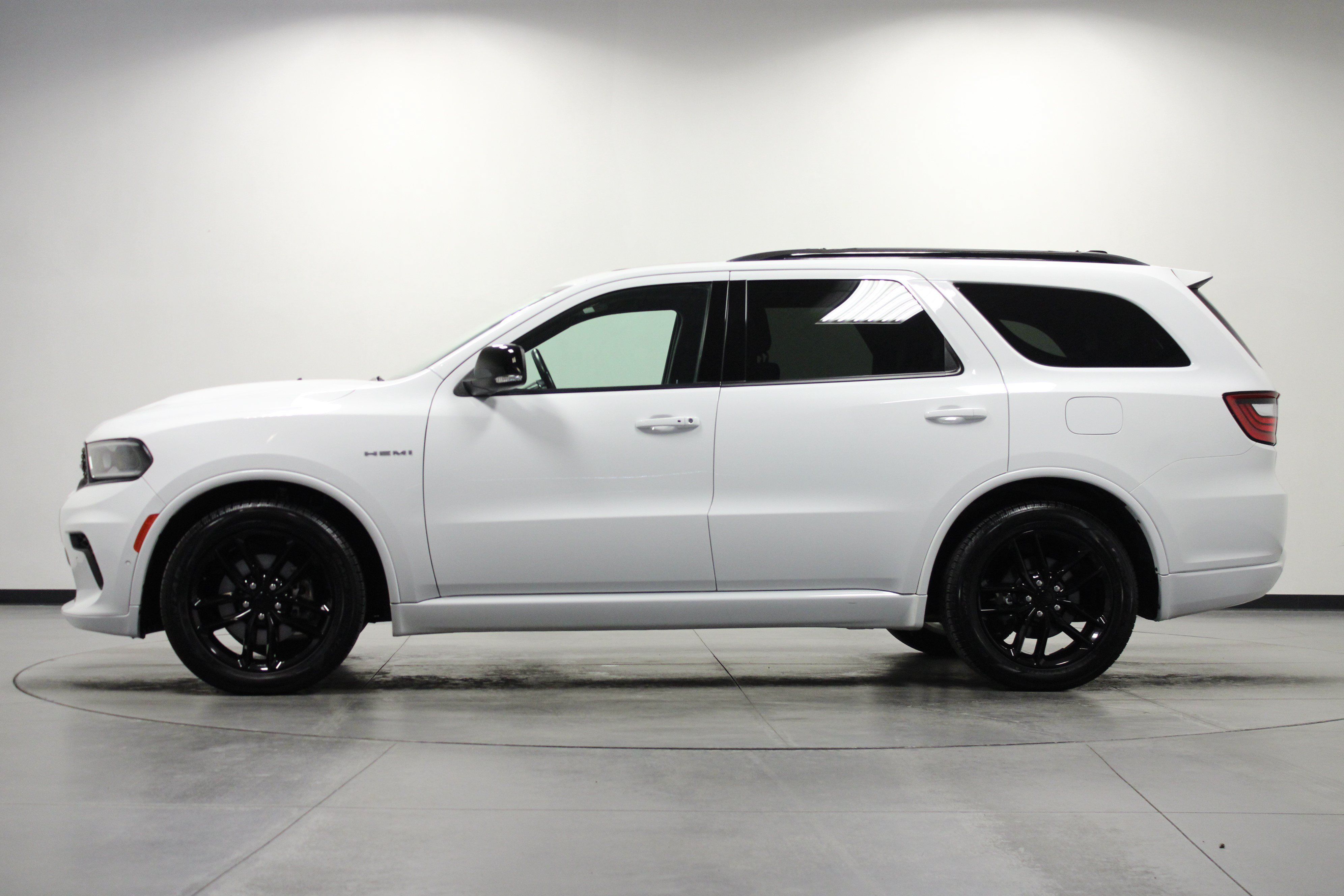 Used 2025 Dodge Durango R/T AWD/4WD image 7