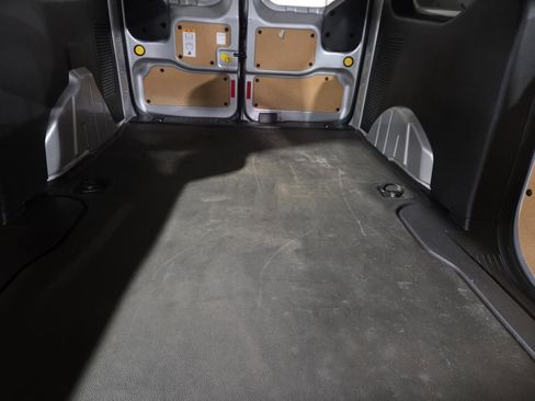 Used 2016 Ford Transit Connect XL image 10