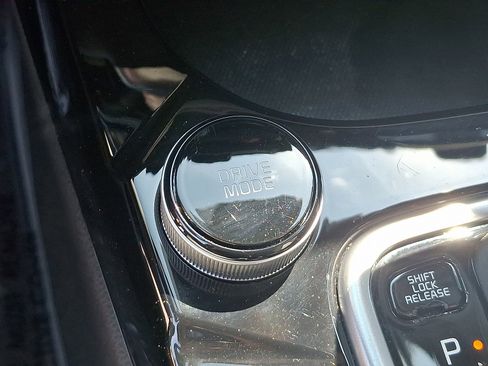Used 2023 Kia Seltos EX image 27