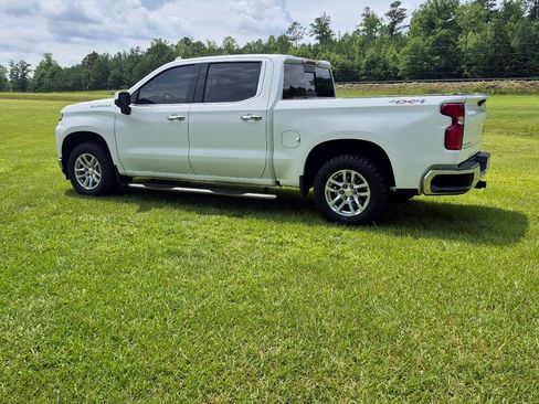 Used 2021 Chevrolet Silverado 1500 LTZ AWD/4WD image 6