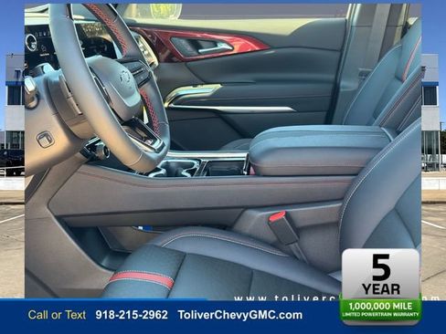 New 2026 Chevrolet Traverse RS w/ LPO, Floor Liner Package FWD image 1