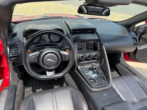 Used 2014 Jaguar F-TYPE Convertible RWD image 9