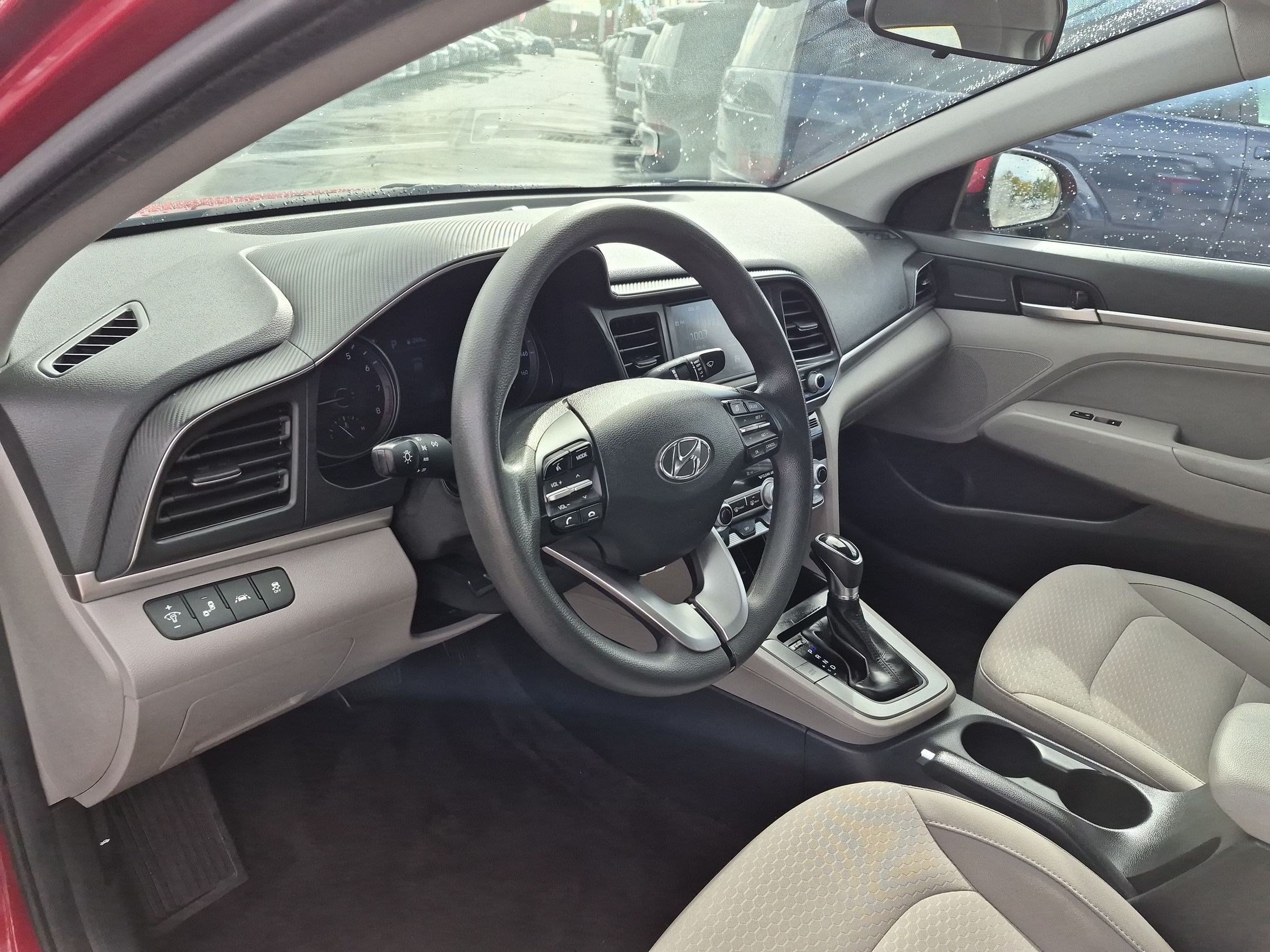 Used 2020 Hyundai Elantra SEL FWD image 15