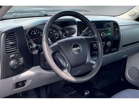 Used 2012 GMC Sierra 2500 W/T AWD/4WD image 12