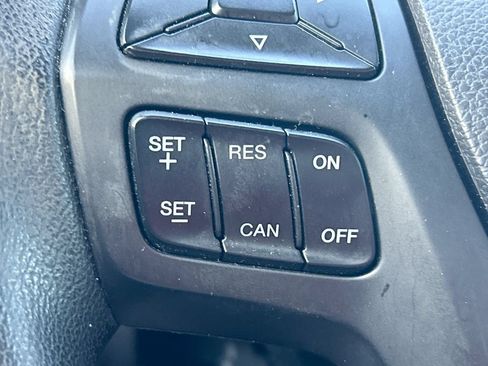 Used 2019 Ford Ranger XL w/ Equipment Group 101A Mid RWD image 17