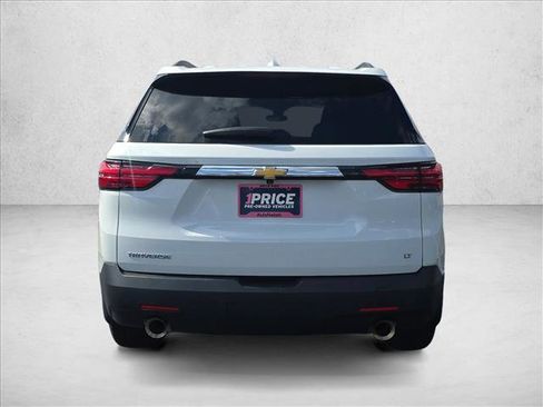 Used 2023 Chevrolet Traverse LT image 6