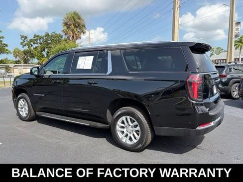 Used 2025 Chevrolet Suburban LS w/ LPO, Dark Essentials Package RWD image 4