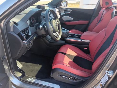 Used 2025 Acura RDX A-Spec image 11