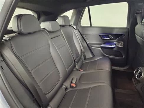 Certified 2025 Mercedes-Benz GLC 300 4MATIC image 21