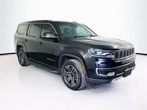 Used 2022 Jeep Wagoneer Series III w/ Flexible Seating Group AWD/4WD image 24