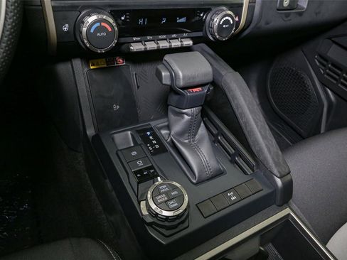 New 2026 Toyota Tacoma TRD Off-Road AWD/4WD image 20
