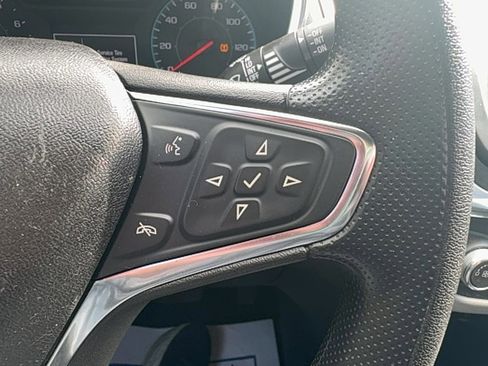 Used 2019 Chevrolet Equinox LS image 26