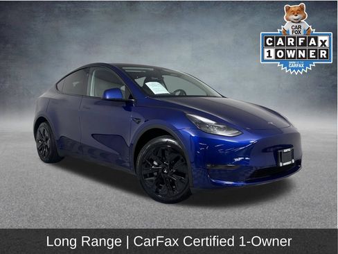 Used 2024 Tesla Model Y Long Range AWD/4WD image 1