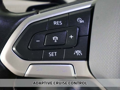 Used 2024 Volkswagen Atlas Cross Sport SEL AWD/4WD image 5