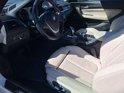 Used 2020 BMW 230i Convertible w/ Premium Package image 14