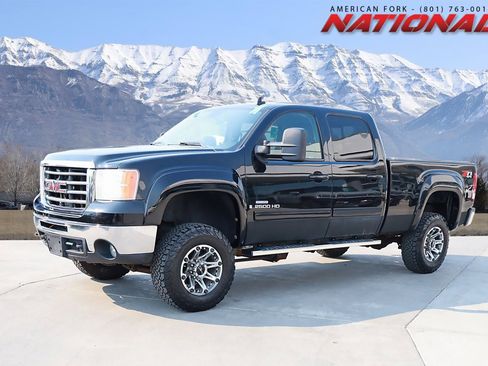 Used 2008 GMC Sierra 2500 SLT w/ Z71 Off-Road Package image 1