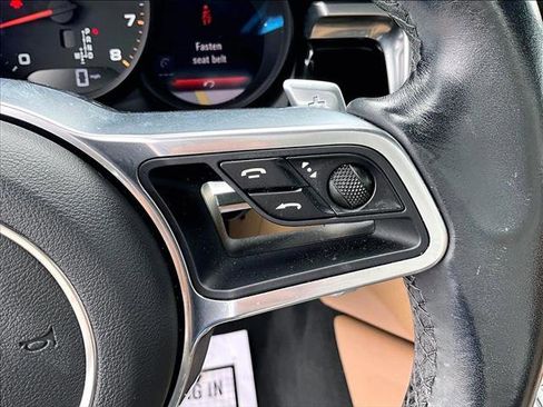 Used 2020 Porsche Macan AWD/4WD image 21