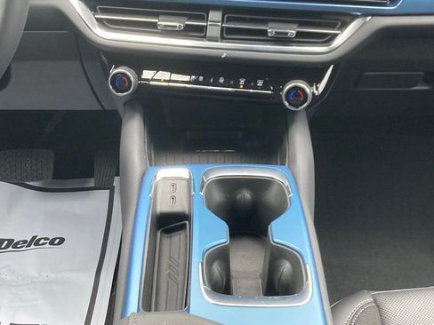 New 2026 Chevrolet Equinox EV LT w/ Convenience Package II image 18